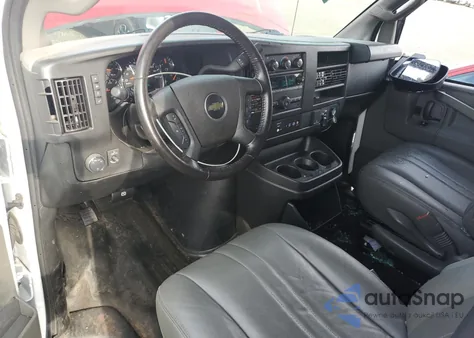 2023 Chevrolet Express G3500 из США, поврежденный, VIN 1GCZGHF71P1211718